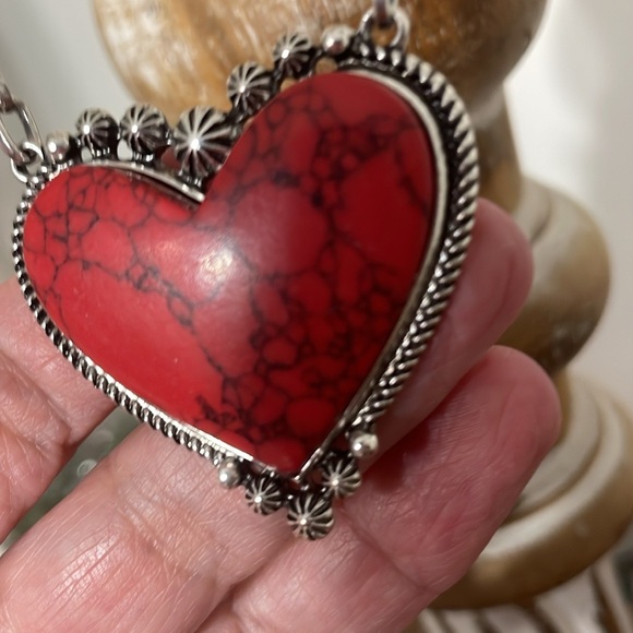 Red Heart Pendant Necklace with ornate silver accents - Picture 2 of 6
